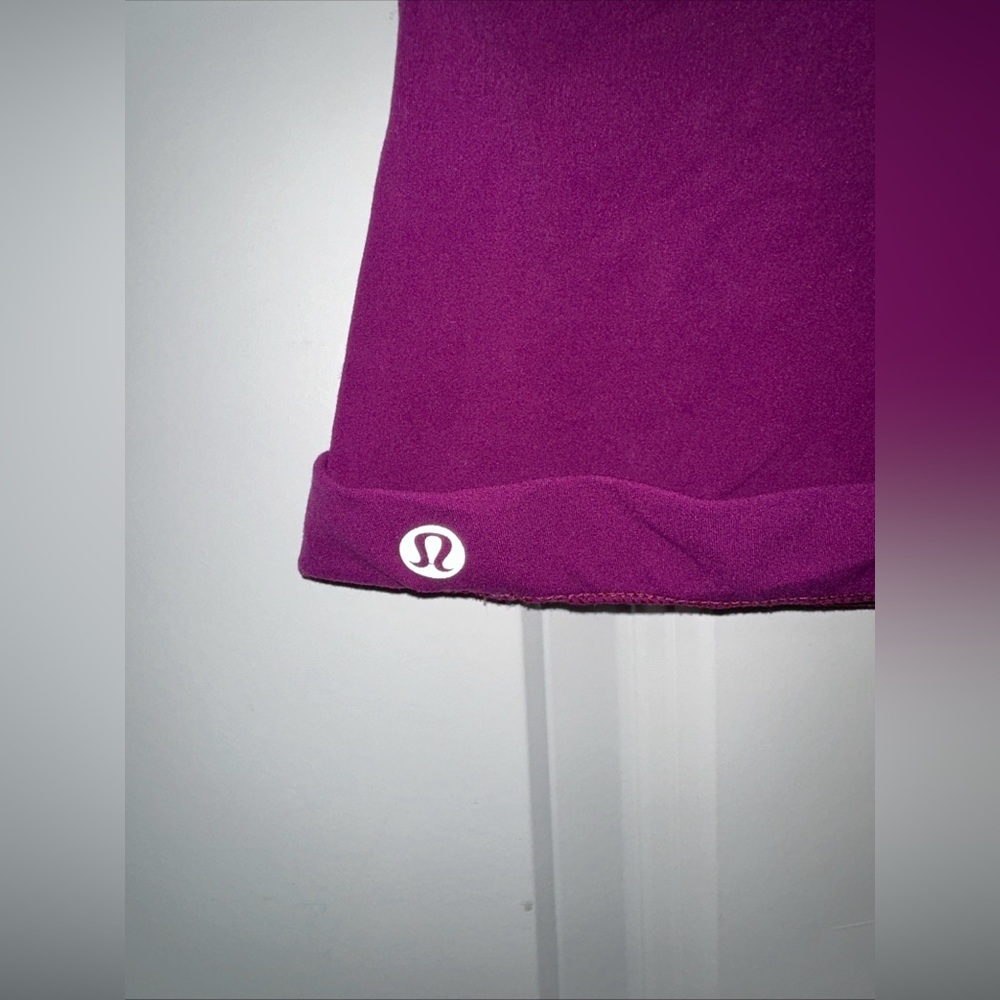 Lululemon Lightweight Racerback Tank Top Size 8 - Picture 6 of 6